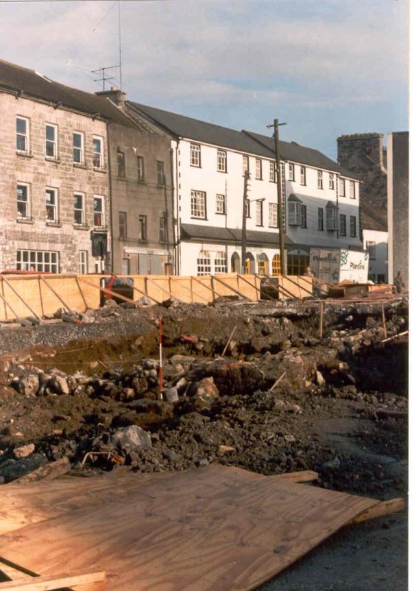 GWAY - MIDDLE STREET